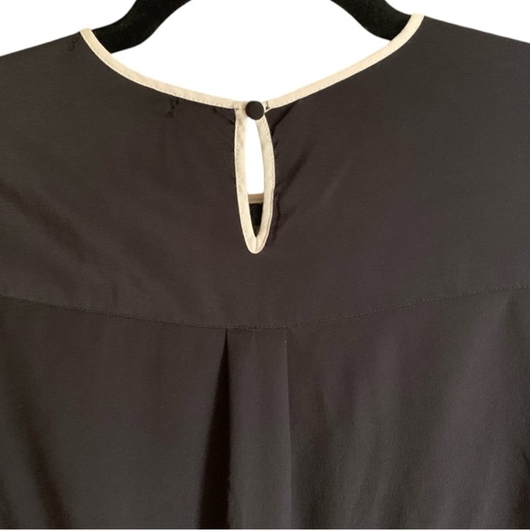 Y2K Scoop NYC 100% Silk Keyhole Neck Blouse Black with Ivory Trim Size Small - Picture 4 of 8
